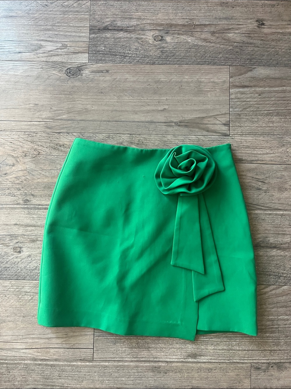Endless Rose Bright Green Rose-Embellished Mini Skirt